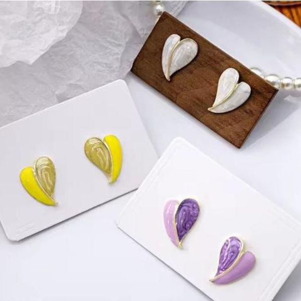 Leaf Style Oil Painted Studs Earrings Korean Earrings For Women and Girls