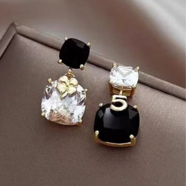 Gold plated korean black stone decore drope earrings for women and girls