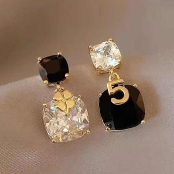 Gold plated korean black stone decore drope earrings for women and girls