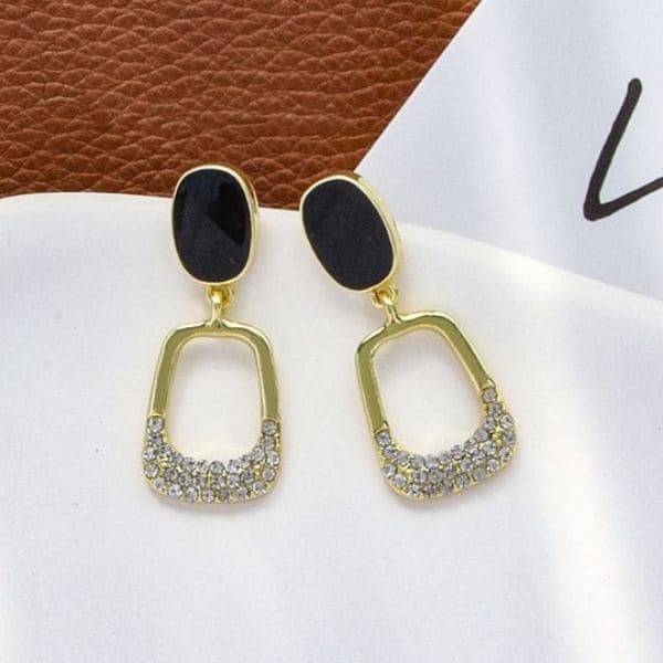 Stylish Korean Rhinestone Drop Earrings for Women, Gold Tone