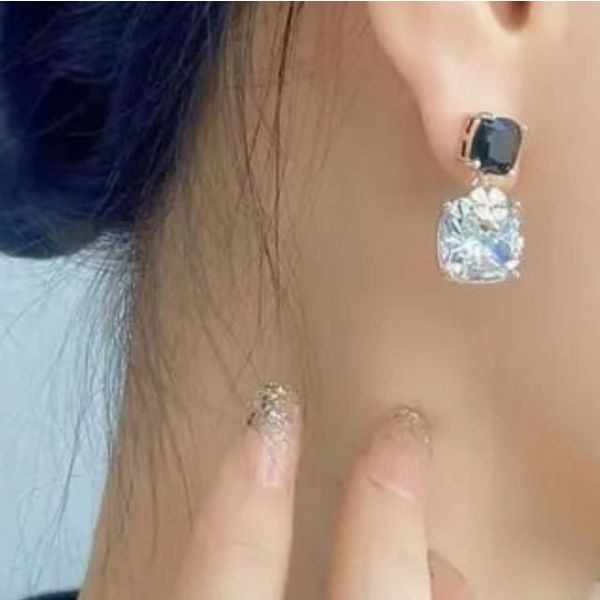 Gold plated korean black stone decore drope earrings for women and girls