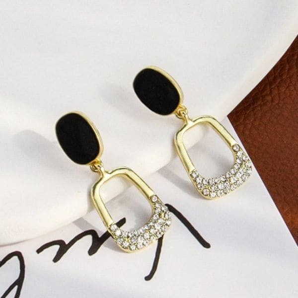 Stylish Korean Rhinestone Drop Earrings for Women, Gold Tone