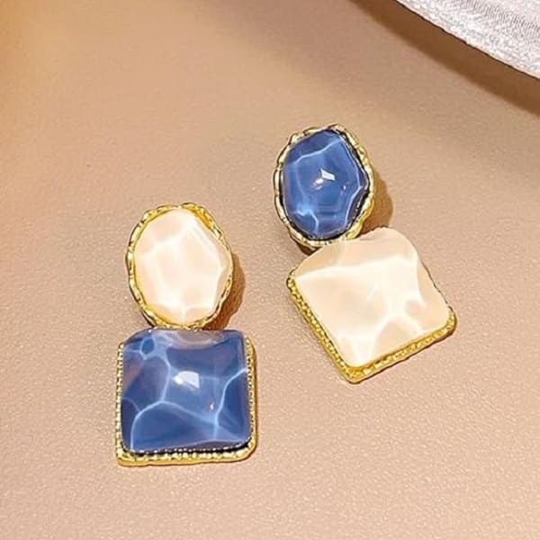 Blue & White Hanging Earrings for Effortless Elegance Alloy Rhinestone Studs