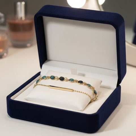 Elegant Golden Link Bracelet – Chic Black Stone Bracelet Jewellery