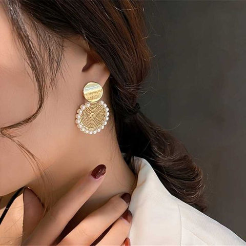 Gold Plated Geometric Round Mesh Pearl Drop Earring