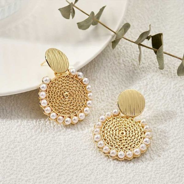 Gold Plated Geometric Round Mesh Pearl Drop Earring