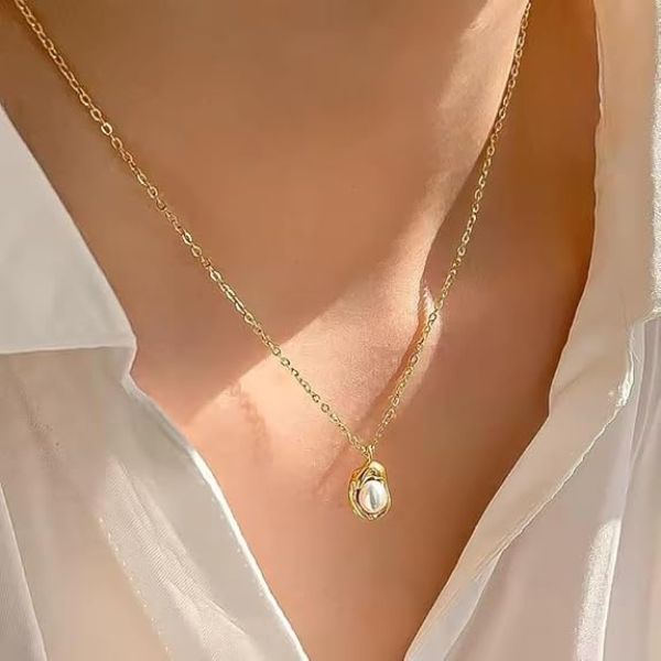 Gold Chain & White Pearl In Nest Necklace