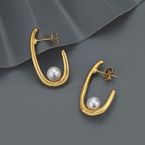 Pearl Elegance Hoop Earrings