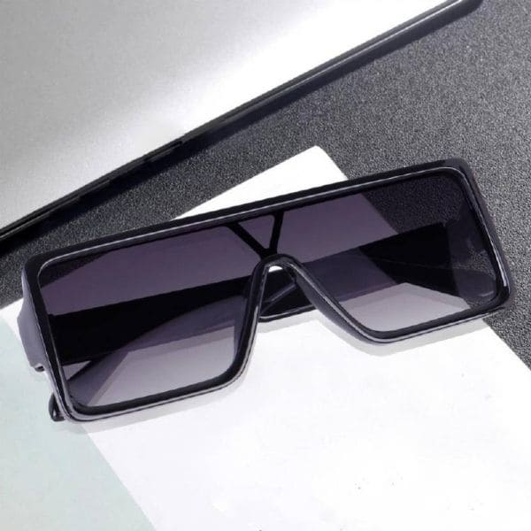 Fashionable And Trending Sunglasses Collection For Men, Women Style-40