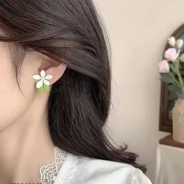 White Floral Stud with Green Leaves Earrings