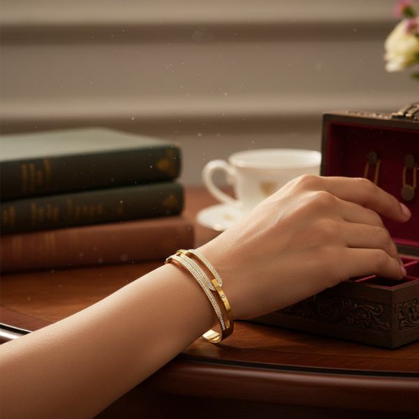 Winter Special Combo Gift Pack – Neckband, Earrings, Perfume & Bangles